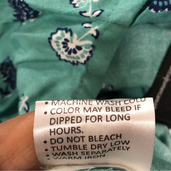 One piece jumpsuit with attached dupatta - Picture 5 of 5